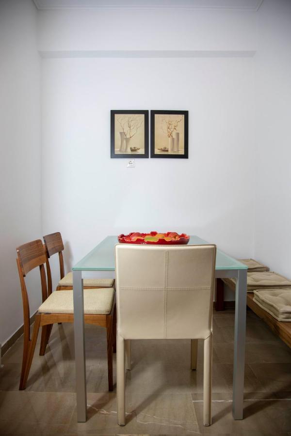 Marianna'S Stylish Brand New Apt In The Heart Of Атина Екстериор снимка
