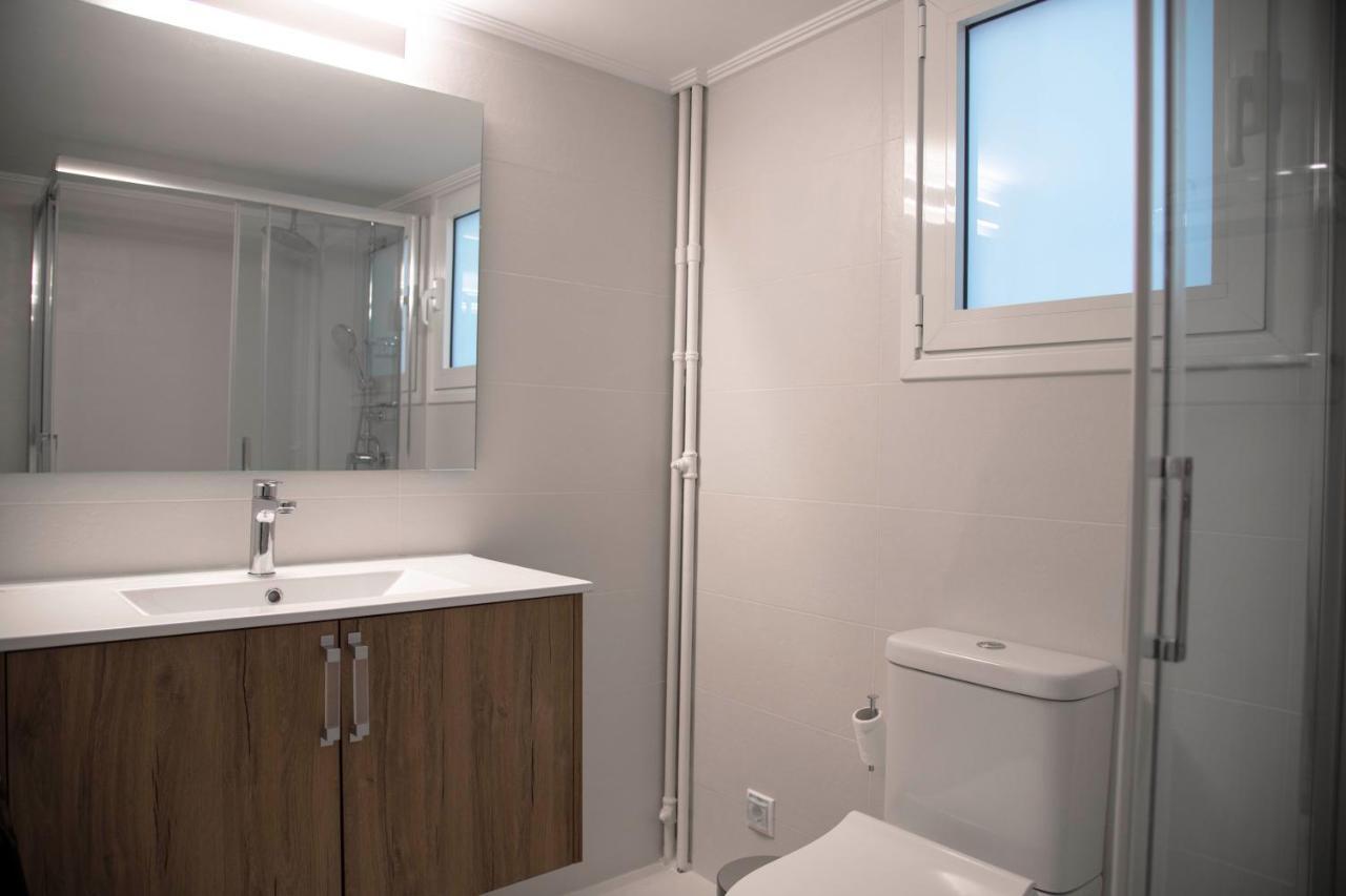 Marianna'S Stylish Brand New Apt In The Heart Of Атина Екстериор снимка