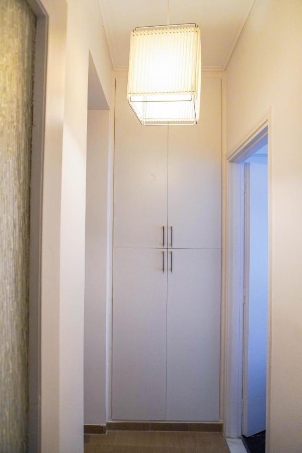 Marianna'S Stylish Brand New Apt In The Heart Of Атина Екстериор снимка